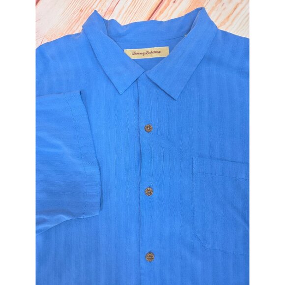 Tommy Bahama Blue 100% Silk XL Mens Hawaiian Shirt Pineapple Embroidery - Picture 4 of 7